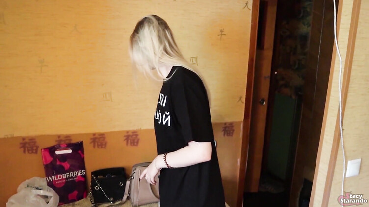 Сводный брат шантажист поймал сестру на краже денег и заставил ебаться с ним