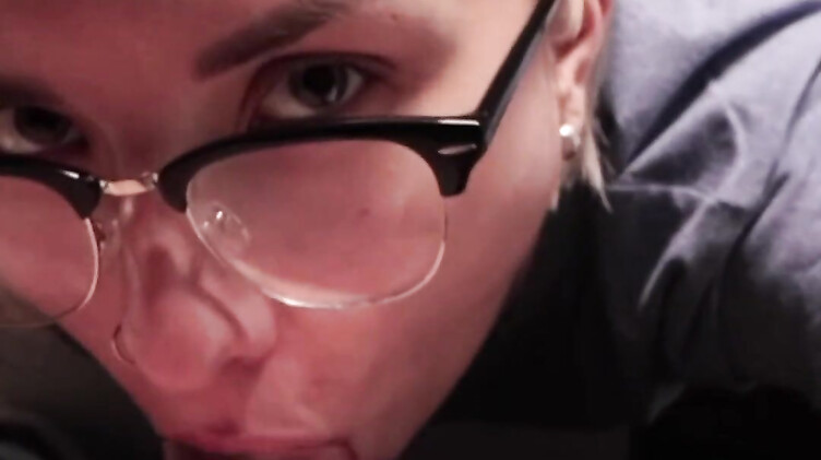 Секс видео в поезде Москва - Владивосток от русской пары