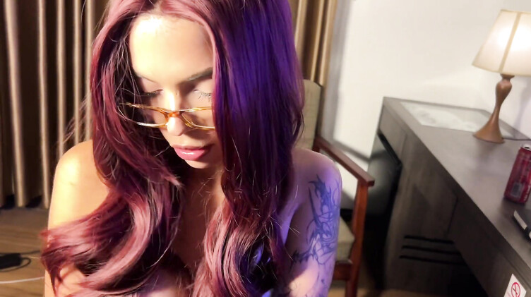 Секс с психологом помог русскому парню избавиться от сильных ночных эрекций