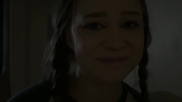 Перед зеркалом: Русская молодежь познакомилась на перроне и перепихнулась в туалете поезда