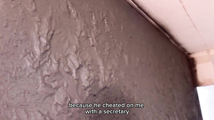 Красивая грудь: Инженер строительного контроля дал разрешение после анала с красоткой