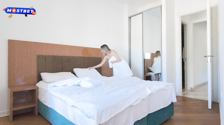 Letty Black: Соблазнила на трах пасынка, притулившись к члену жопой