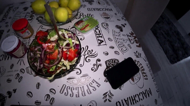 Pofegisty: Трахает чужую русскую жену в жопу, пока она готовит мужу ужин