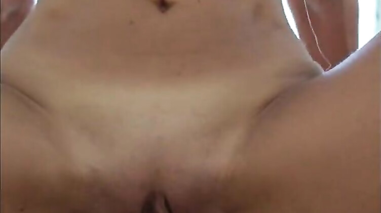 Худые: Анал с русской загорелой туристкой в Крыму