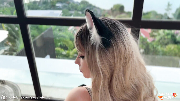 Трахнул с финалом на буфера квадробершу Свитти Фокс