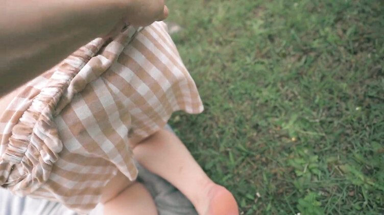 Хочешь кататься - соси хуй! Сводная сестра отрабатывает поездку ртом и киской