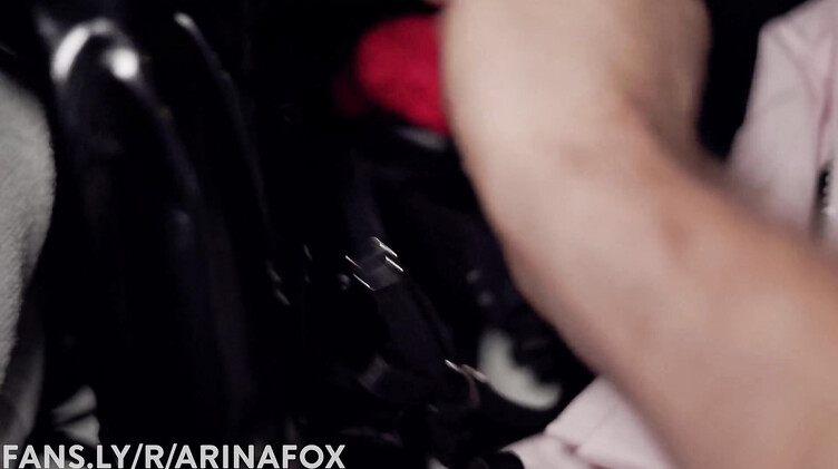 Сводная сестра госпожа сидит пиздой на лице брата