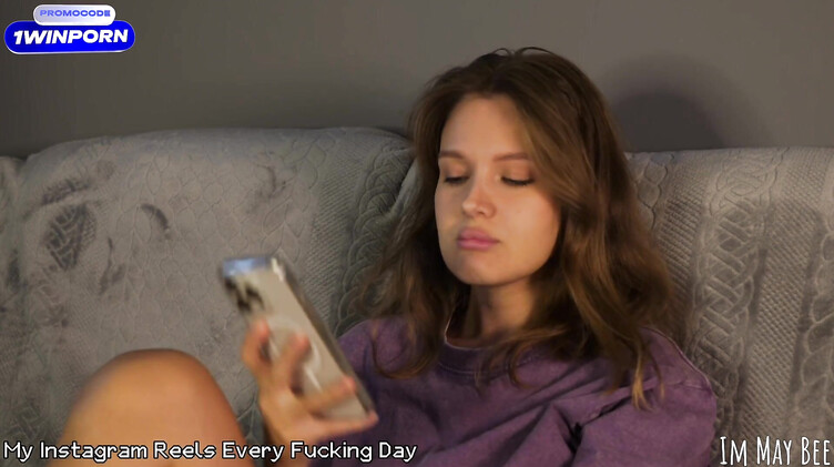 Одинокая девушка мастурбирует и фантазирует о сексе с незнакомцем