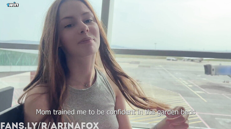 Сперма на лице: Арина Фокс познакомилась с парнем в аэропорту и отдалась ему на отдыхе