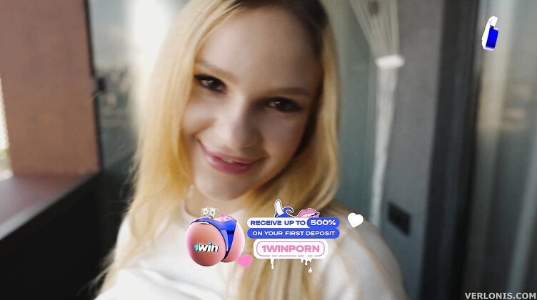 Спалил сводную сестру за курением и трахнул ее в попку