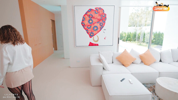 В колготках: Заключили сделку горячим трахом и футджобом с риэлторшей