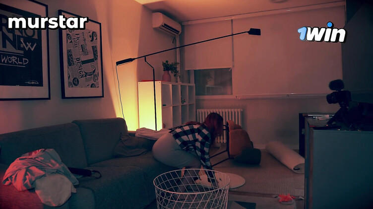 Жена останавливает грабителя горловым минетом и еблей