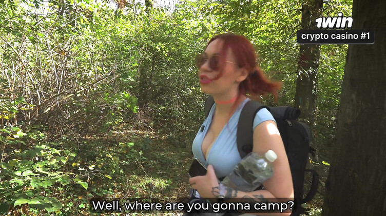 Поймал на мастурбации и трахнул мачеху в палатке в лесу