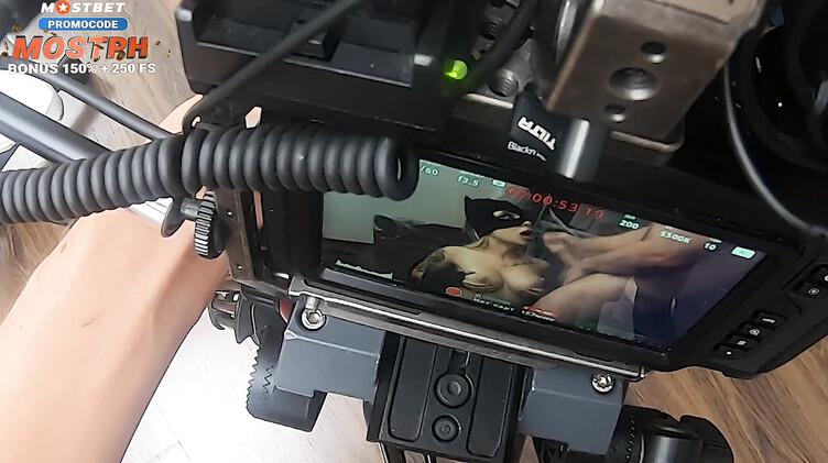 Закулисные съемки секс сцены с русской порноактрисой Bella Mur на Хэллоуин