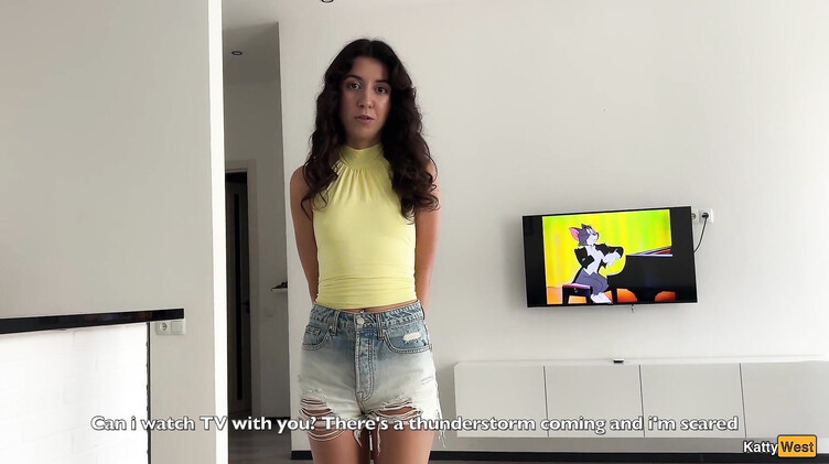 Брат и сестра: Анальная прожарка сводной сестры после хуя в упаковке чипсов