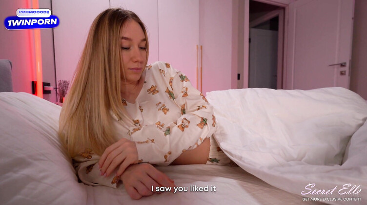 Сколько можно дрочить? Трахни уже сестру и кончи внутрь!