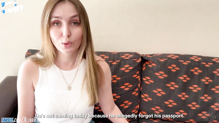 На кровати: Отец не поехал на отдых и пропустил инцест сына с мачехой