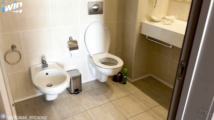 Крупным планом: Отец не поехал на отдых и пропустил инцест сына с мачехой