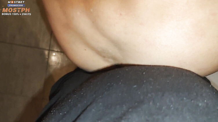 Пасынок ебет русскую мачеху Алину на работающей стиралке