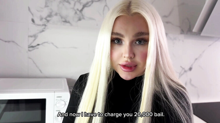 Выебал и накормил кончой хозяйку квартиры за долги