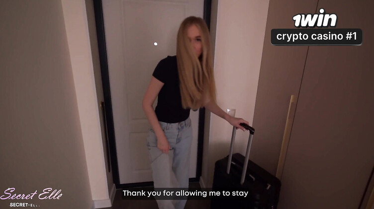 Secret Elle: Переночевала у пасынка и оказалась насаженной на его хуй