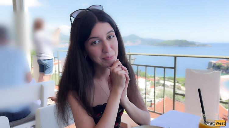 Пикапер прикинулся иностранным модельным агентом и трахнул худышку