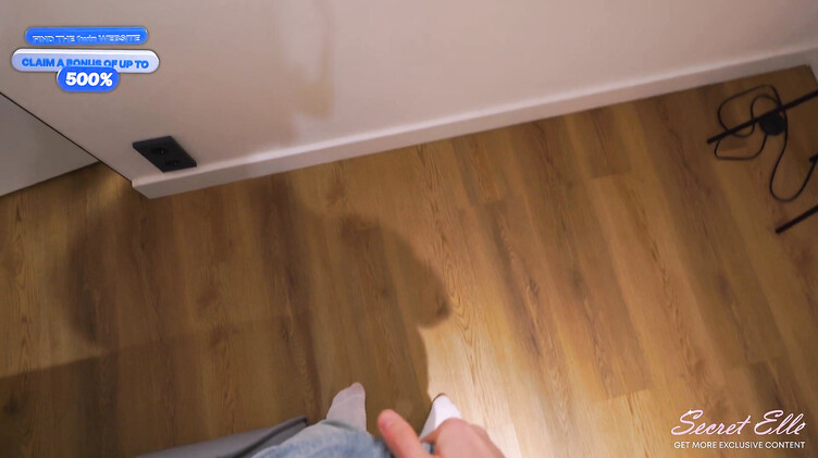 Приютил мачеху в Париже и кончил в ее киску