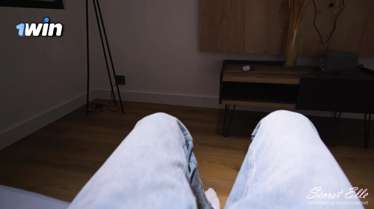 Приютил мачеху в Париже и кончил в ее киску