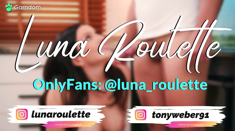 В юбке: Неумелая домохозяйка загладила вину отсосом и трахом с пасынком