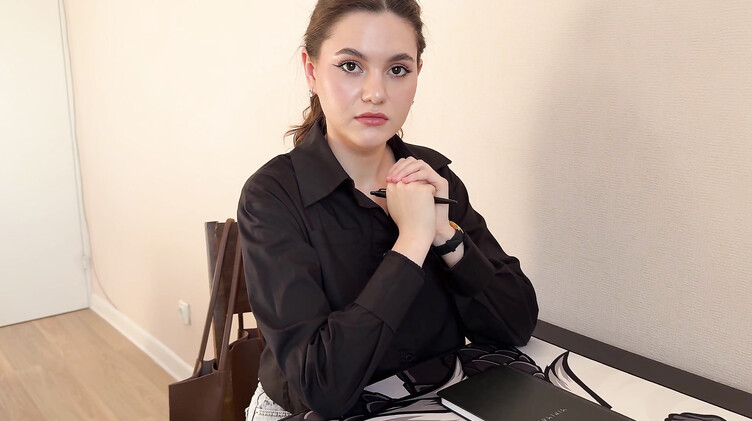 Брюнетки: Сисястая училка в костюме сексуального кролика ебется с учеником