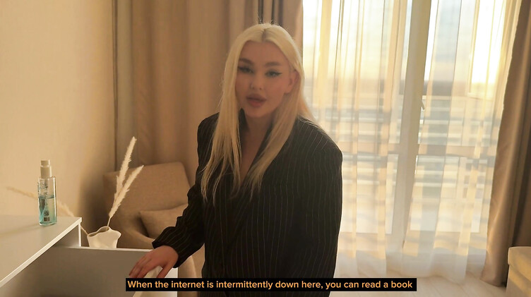 Стоны: Риэлторша ебется в жопу с клиентом в качестве бонуса за покупку квартиры