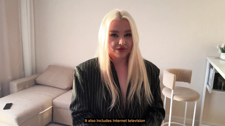 Blondessa: Риэлторша ебется в жопу с клиентом в качестве бонуса за покупку квартиры