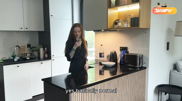 С разговорами: Красотка отдалась женатому соседу за щепотку соли