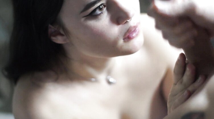 Большие члены: Красивый трах крупным планом после нежного глубокого минета