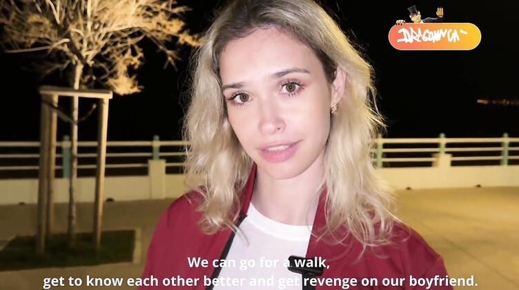 Сосет хуй первому встречному в отместку мудаку бойфренду