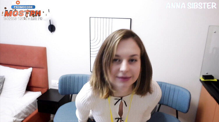 Риелторша ебется с клиентом по всей квартире ради сделки