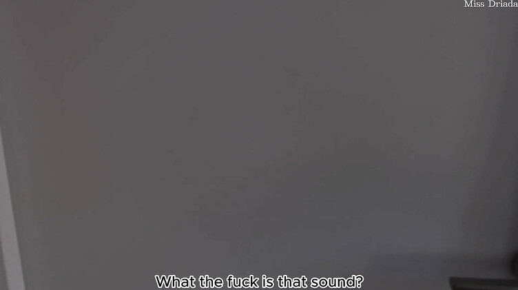 Трахнул мачеху с придушиванием, когда застукал ее за мастурбацией с дилдо