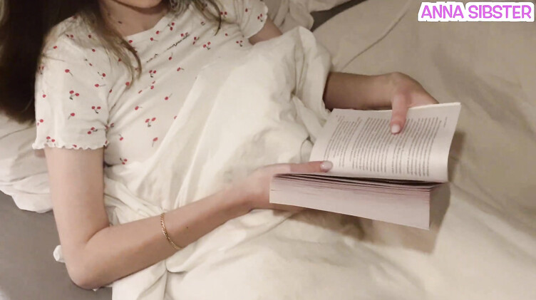 С разговорами: Заткнул возмущенную сестру, когда кончил в киску