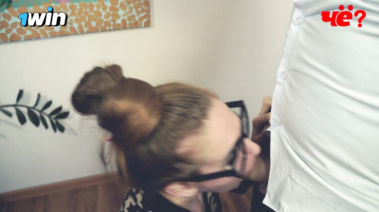 Трахается с ведущим ТВ-шоу в отместку мужу за измену