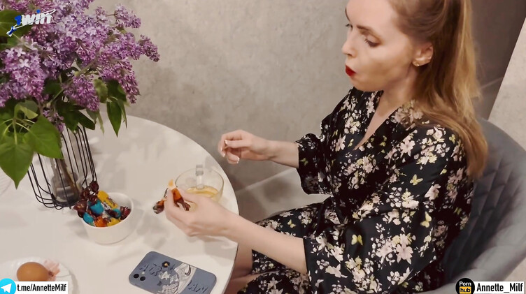 Связал руки и ноги мачехи и жестко трахнул