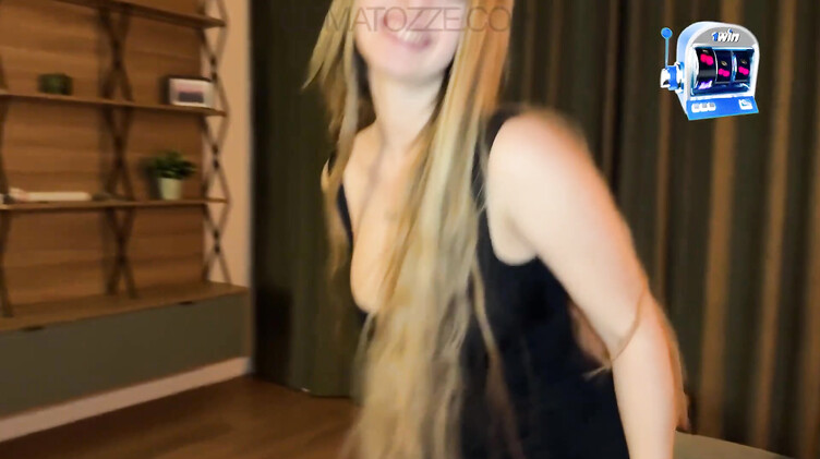 Студентка изменяет своему парню за деньги с незнакомцем