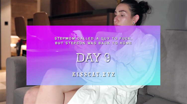 Кончают внутрь: Пасынок в маске жестко доебал мачеху после парня по вызову