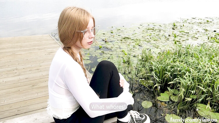 Подарок на 18-летие: лишает телку девственности, кончая три раза