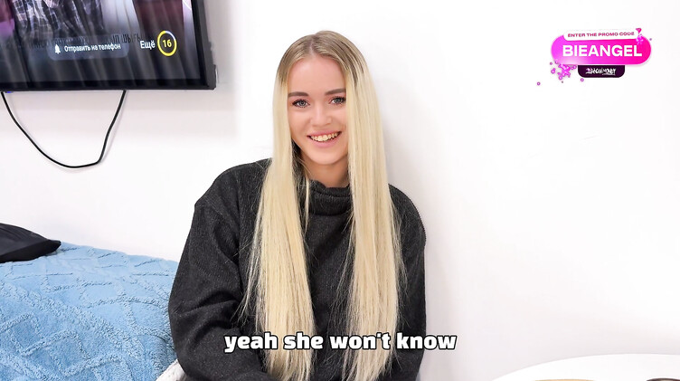 Длинные волосы: Красивая русская соседка пришла за солью и перепихнулась с женатиком