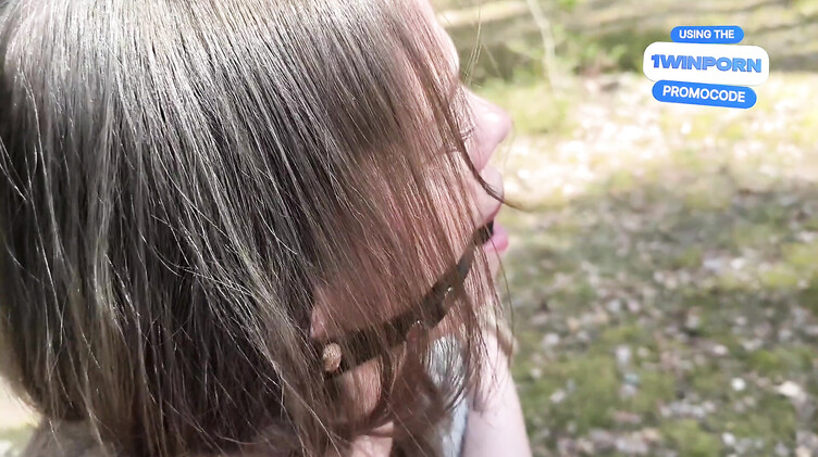 Муж наказал жену за измену, привязав в лесу, а егерь ее выебал