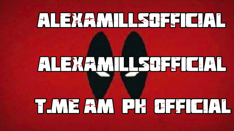 Наездница: Русская крошка в латексном костюме Леди Дэдпул трахается с бойфрендом