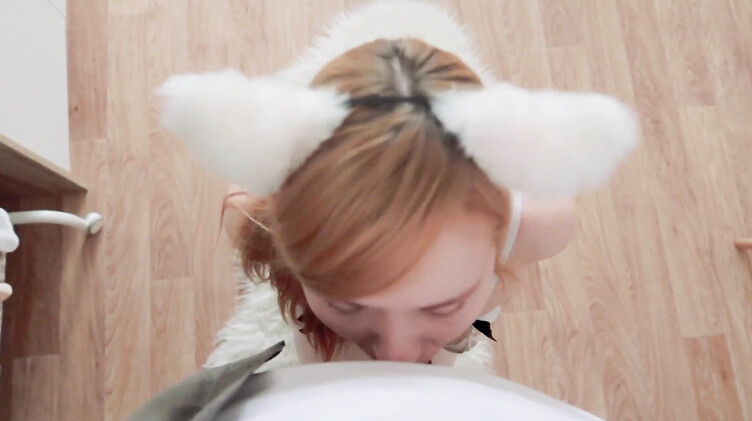 Телка на поводке выпросила анал и сперму на лицо