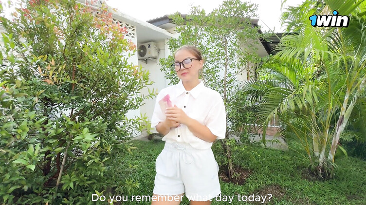 Нимфоманка разводит на измену мужа сестры, пока та в командировке