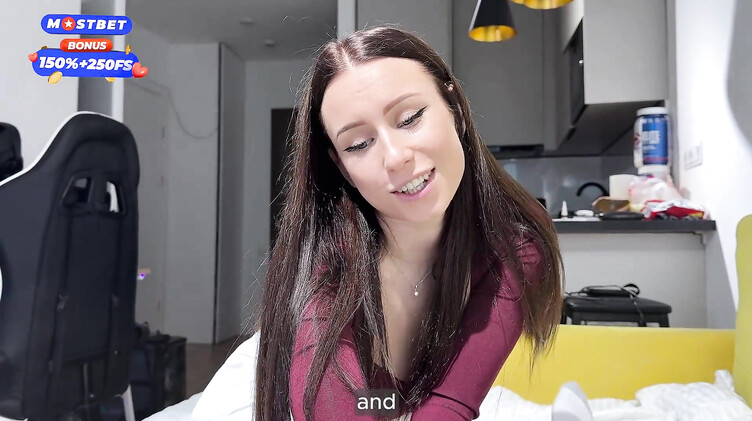 Умоляла сводного брата не кончать внутрь, но получила сперму в пизду