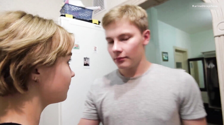 Сосед выебал жену мусора и убежал